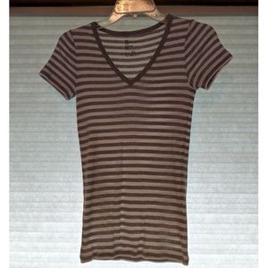Gap short sleeve tee